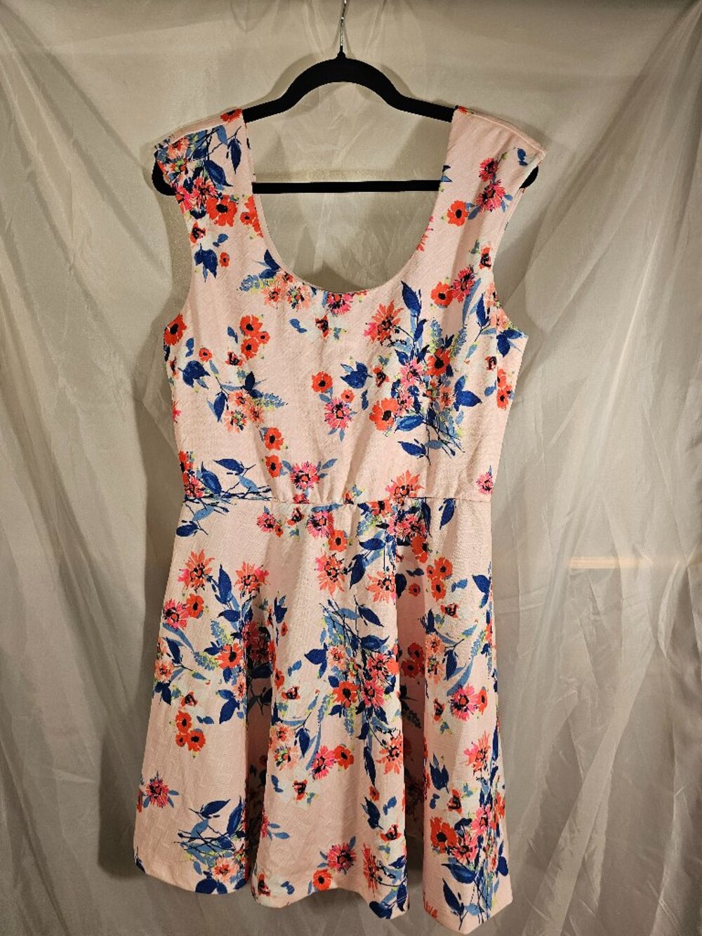 Candie's pretty pink floral summer dress. Size XL
